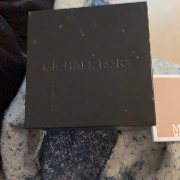 Michael Kors watch - Picture 4 of 5